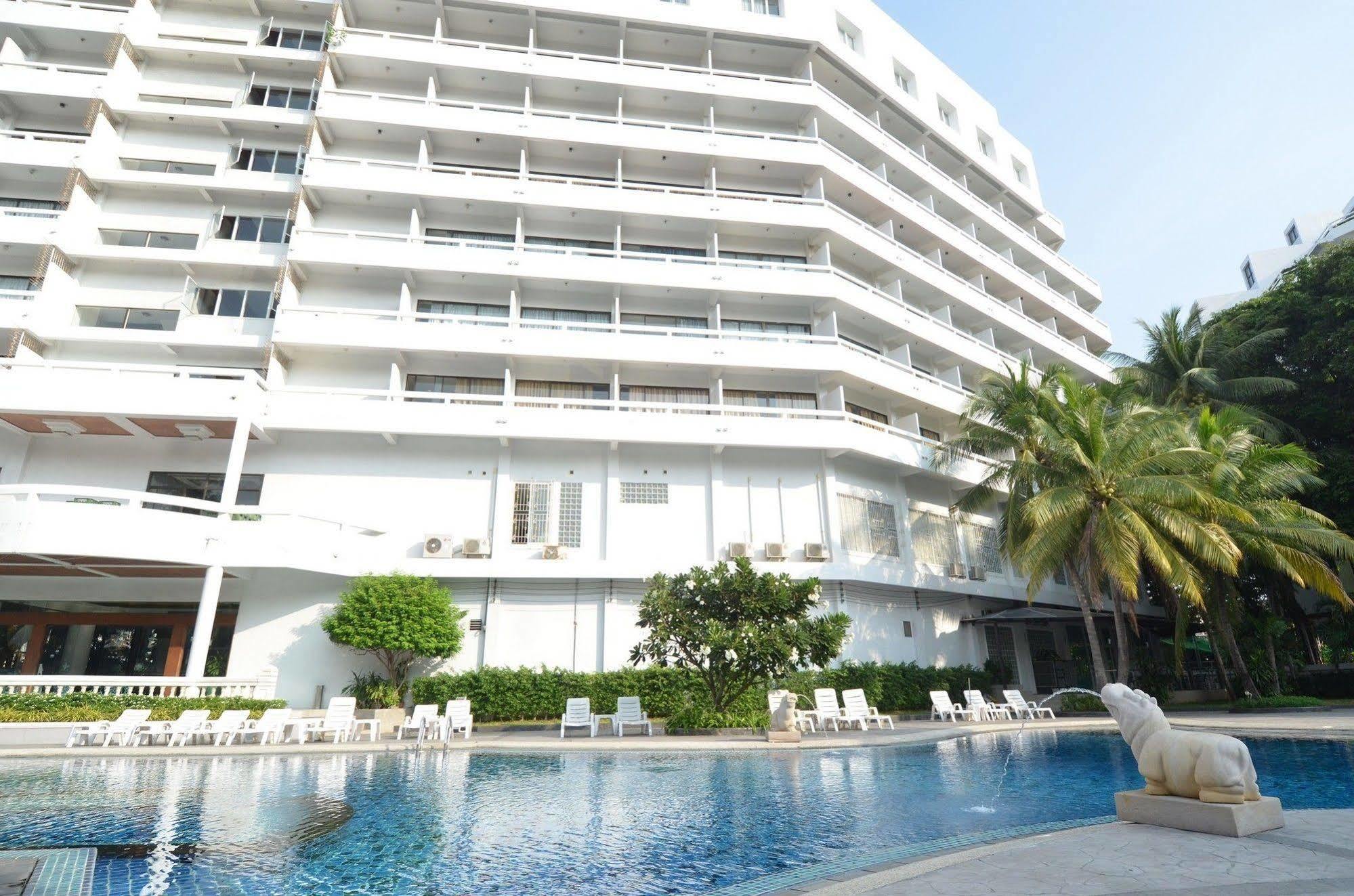 Welcome Plaza Hotel Pattaya Exterior foto